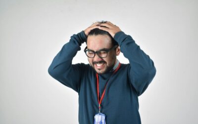 Hydromyélie : Symptômes, causes, diagnostic et traitement