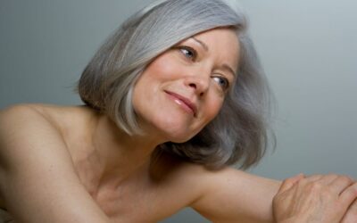 Belle peau à la ménopause : 10 conseils pour garder une peau ferme, hydratée et lumineuse