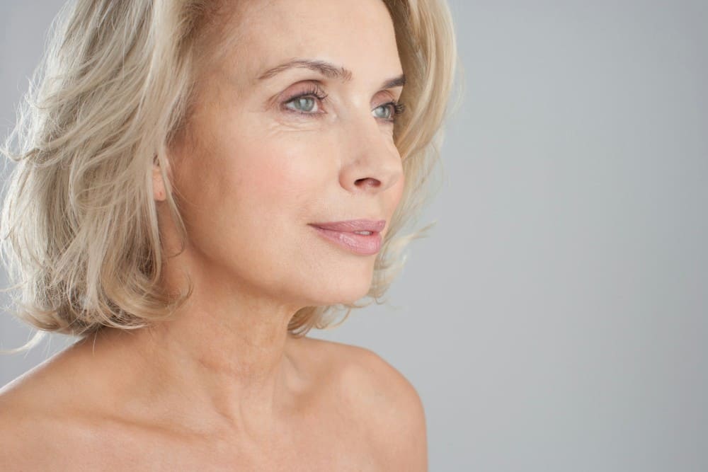 Femme de plus de 50 ans épanouie
