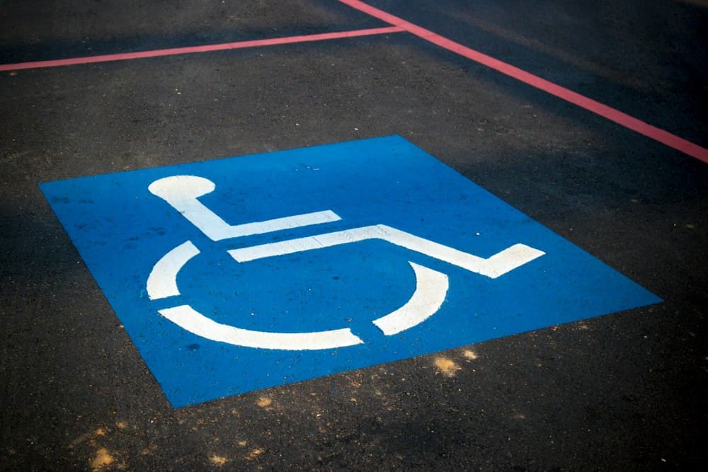 Place pour personne en situation de handicap